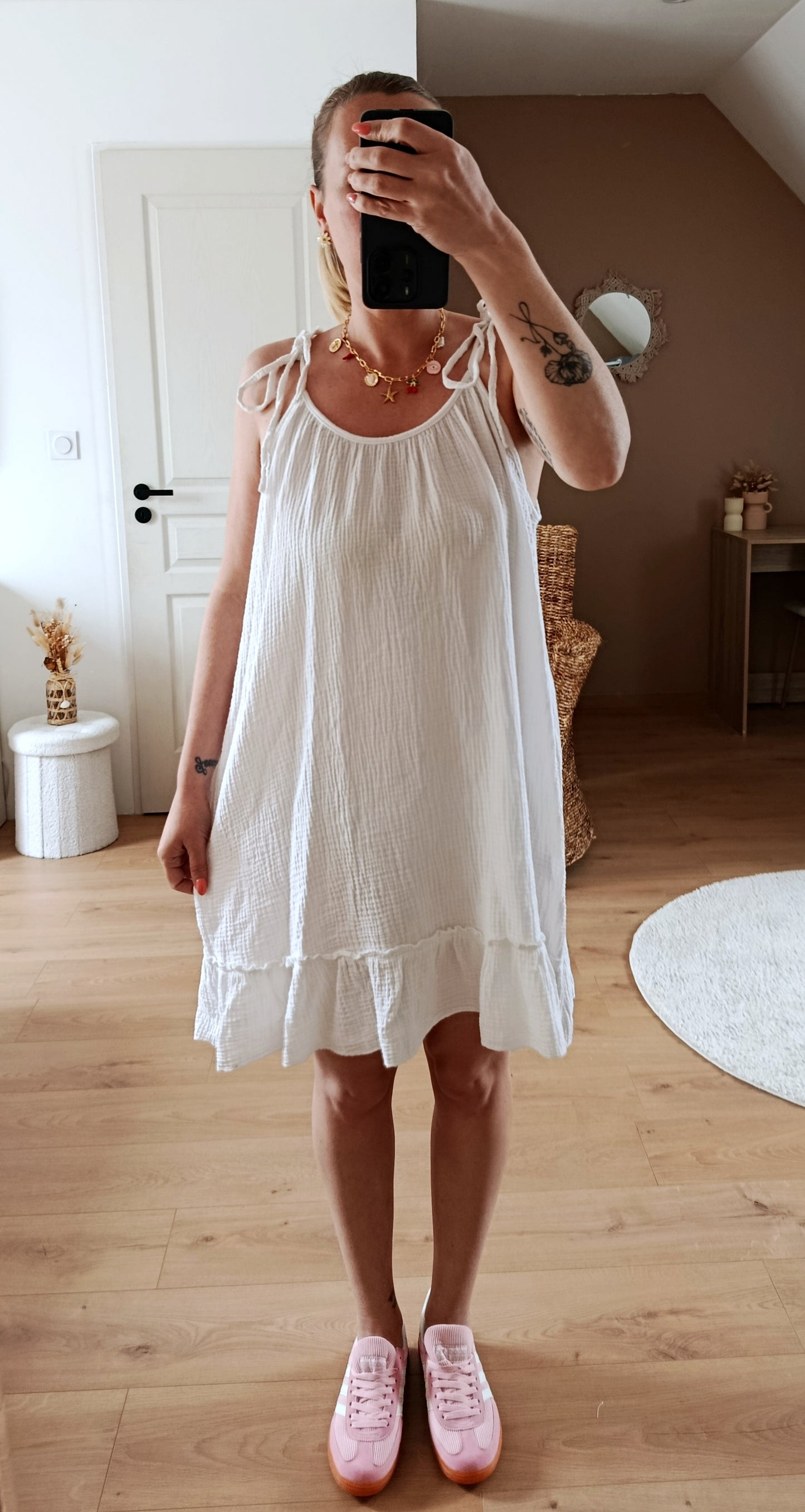 Robe Moly