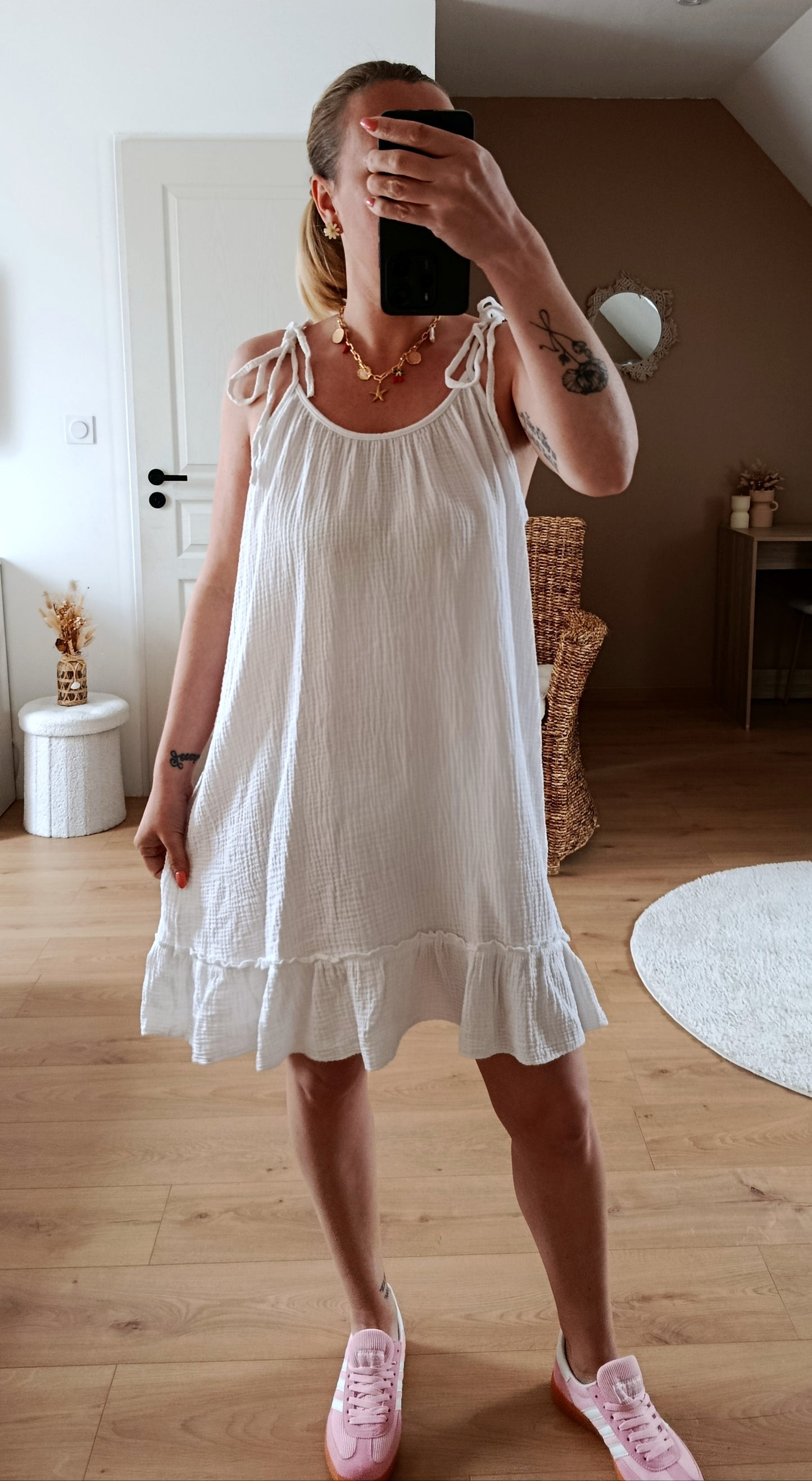 Robe Moly