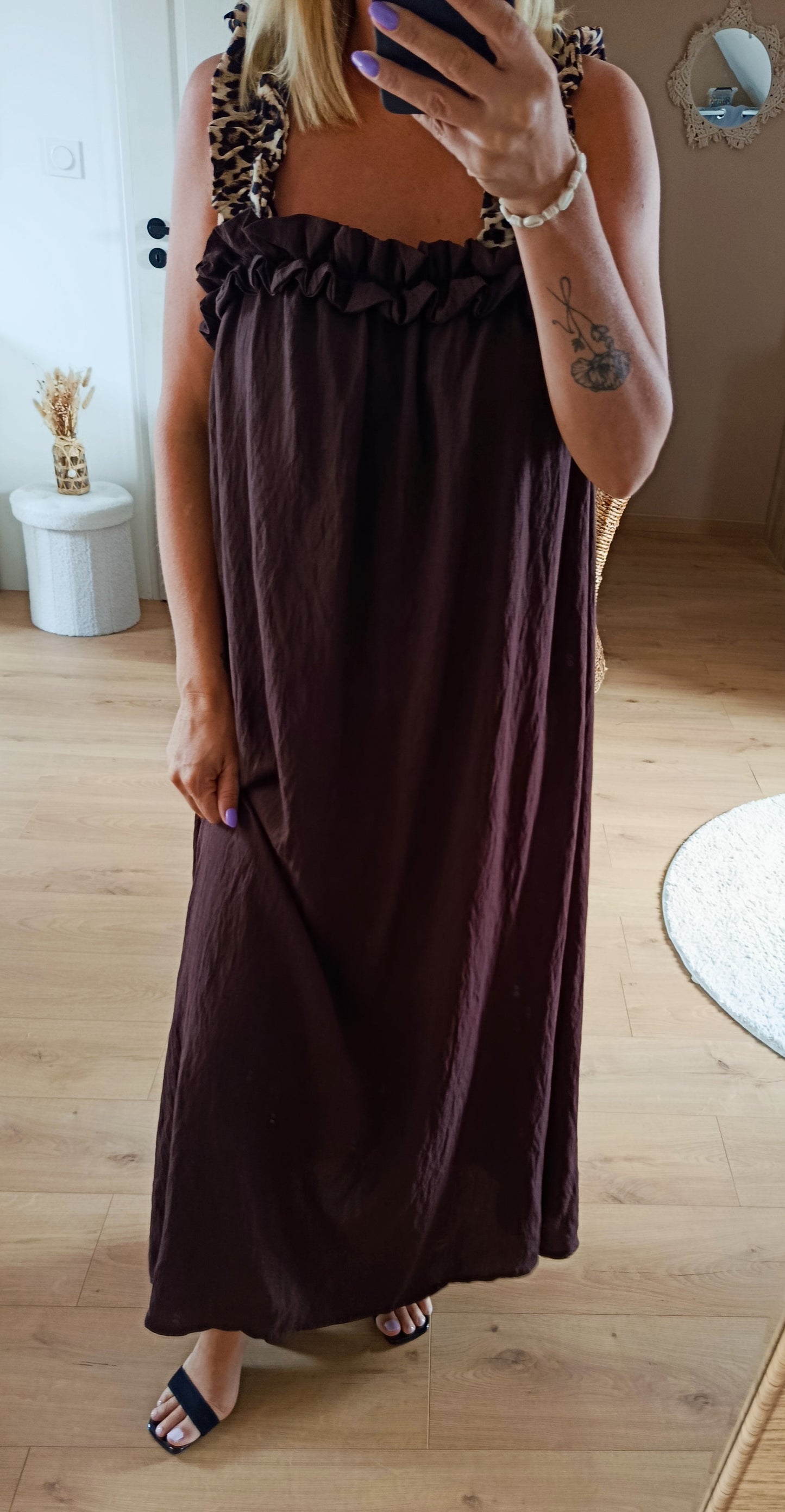 Robe Enola marron