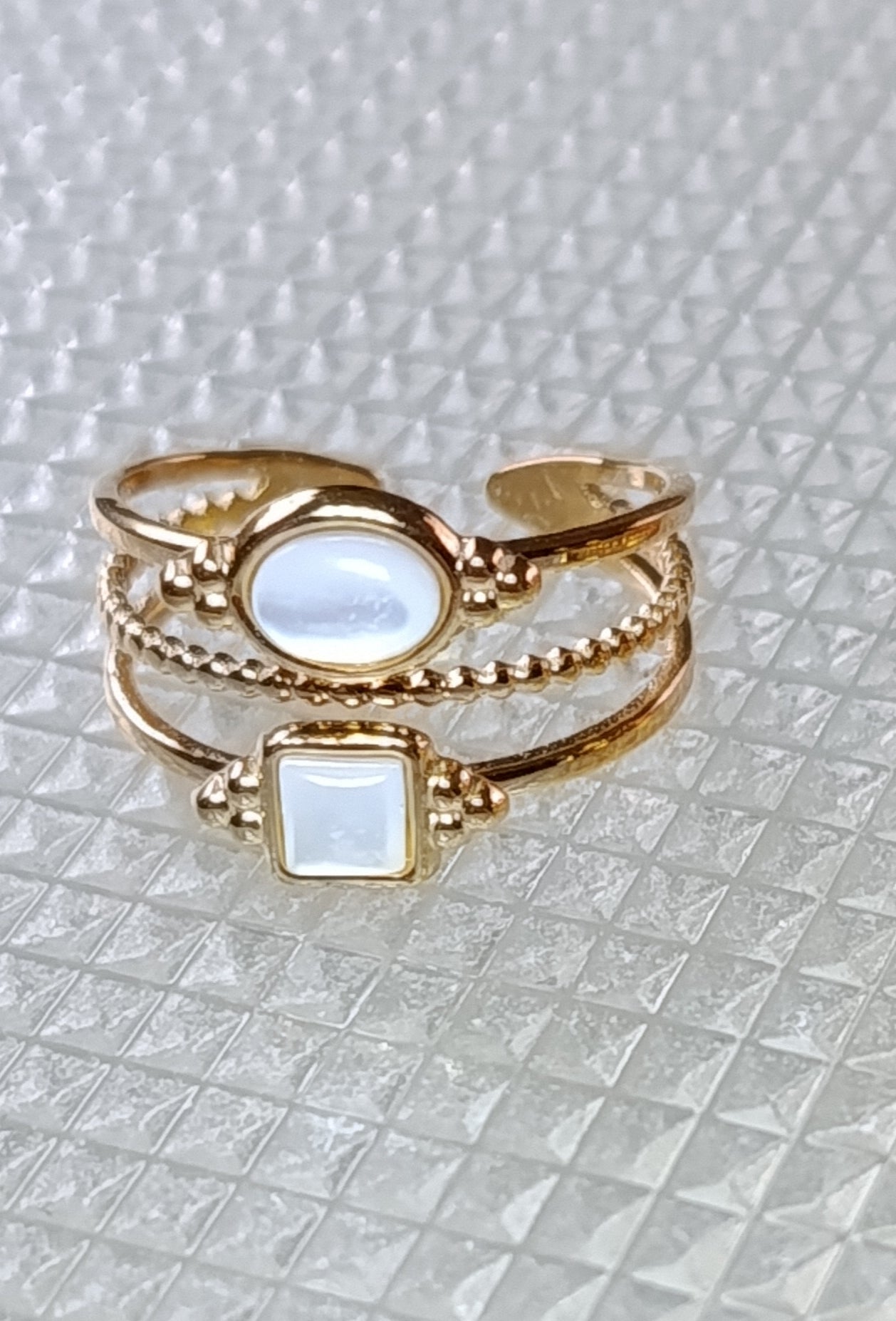 Bague Agatha blanche