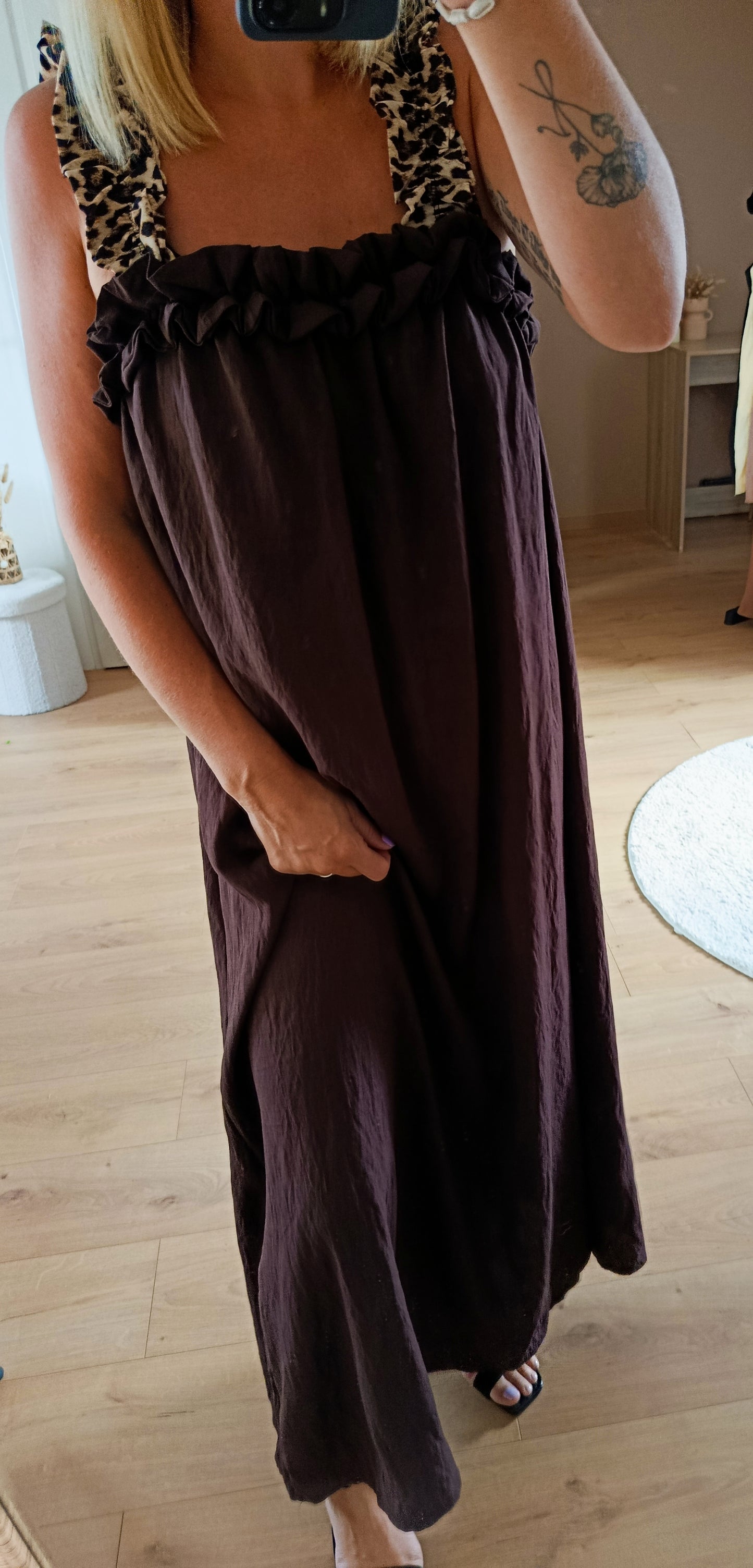 Robe Enola marron
