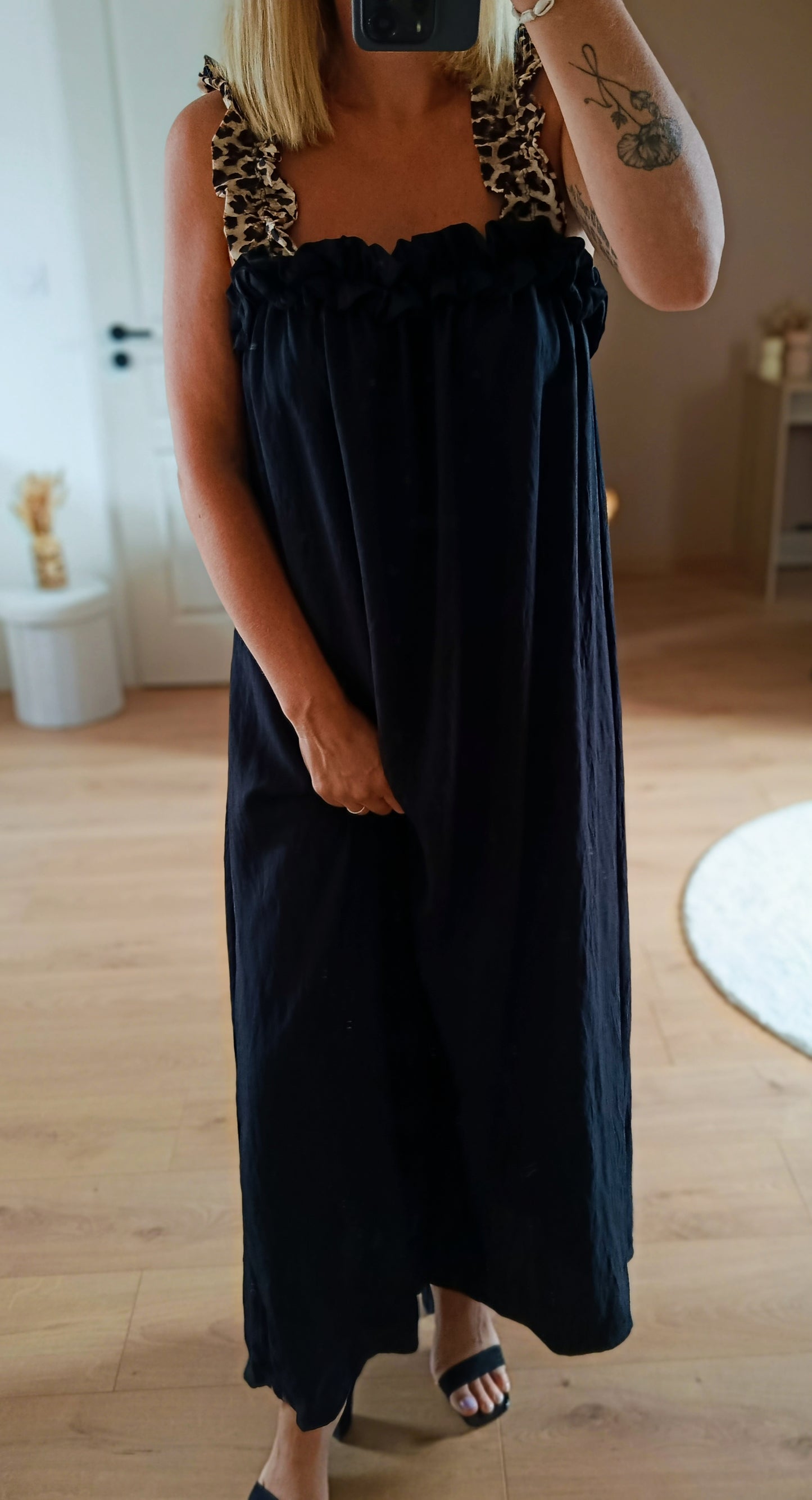 Robe Enola noir